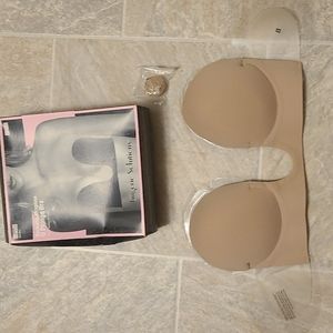 Backless strapless u plunge bra size b